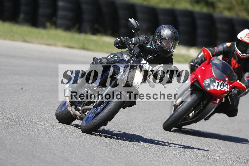 /Archiv-2025/48 25.08.2025 Cornu Master School ADR/gruen-vert/104